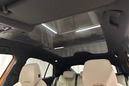 oranssi Skoda Enyaq 2024 kuva 36.