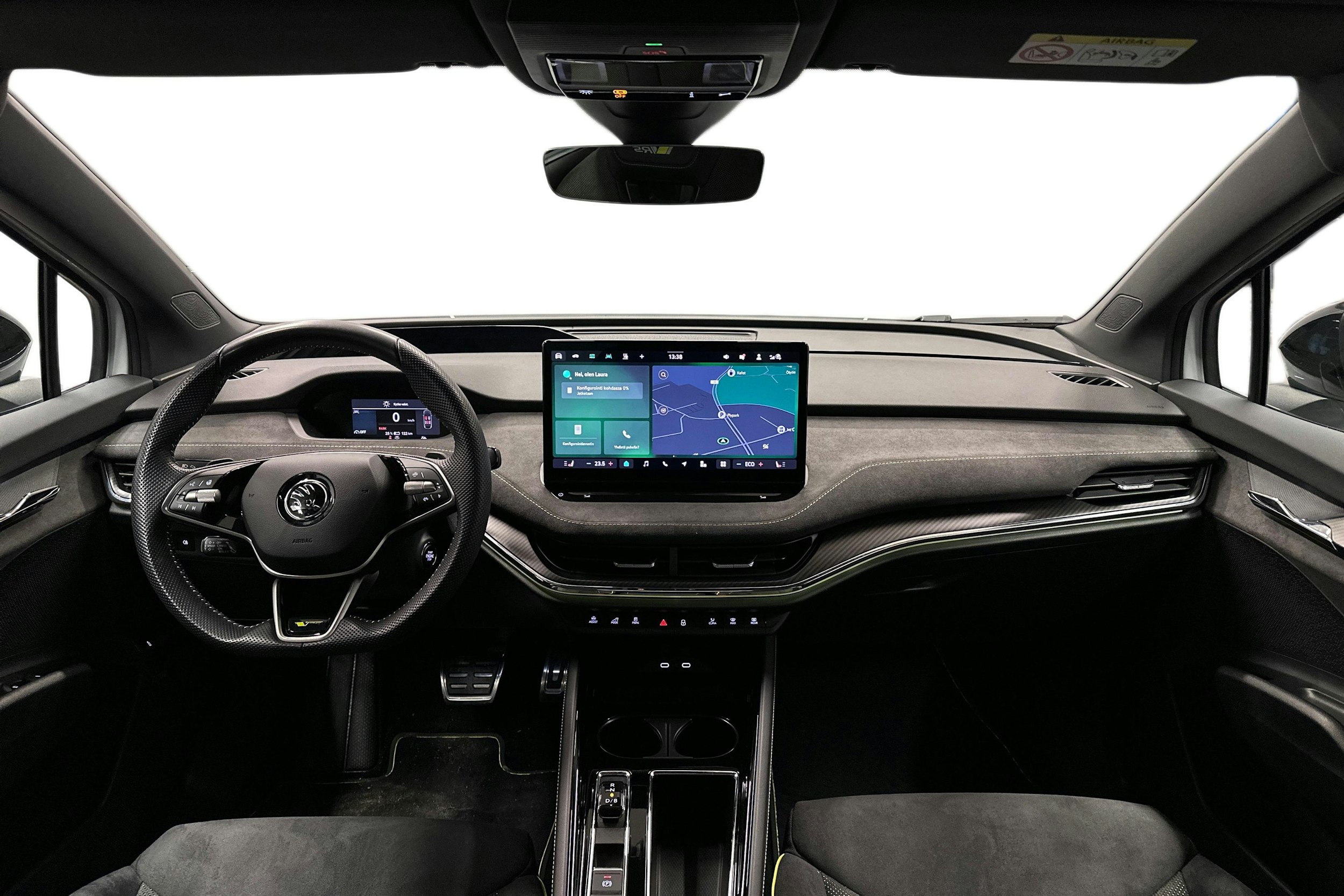 valkoinen Skoda Enyaq 2025 kuva 9.