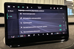 valkoinen Skoda Enyaq 2025 kuva 29.