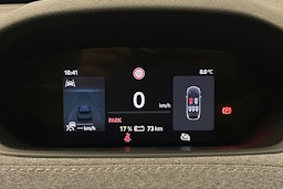 punainen Skoda Enyaq 2025 kuva 25.