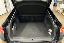 musta Skoda Enyaq 2024 kuva 14.