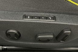 musta Skoda Enyaq 2024 kuva 19.