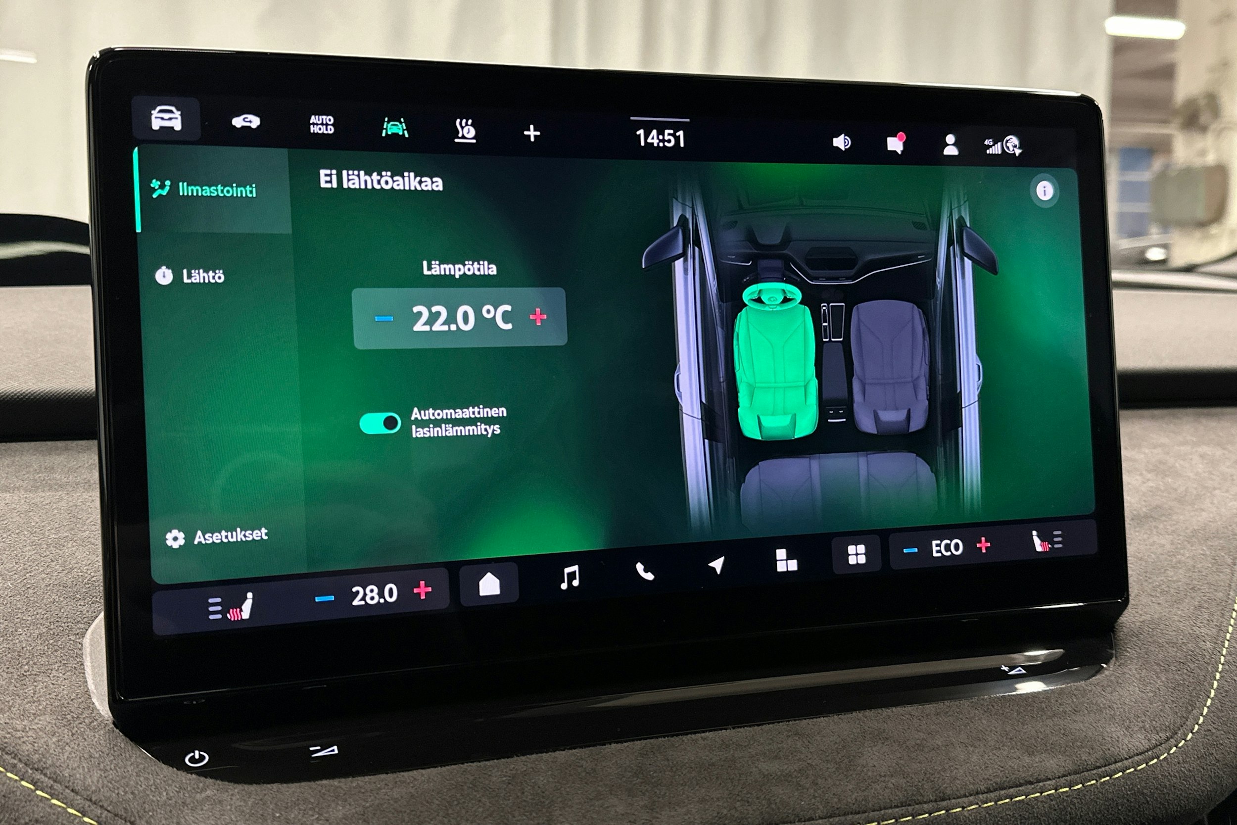 musta Skoda Enyaq 2024 kuva 32.