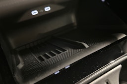 musta Skoda Enyaq 2024 kuva 36.