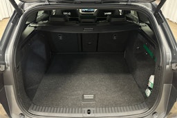 harmaa Skoda Enyaq 2024 kuva 14.