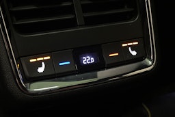 harmaa Skoda Enyaq 2024 kuva 17.