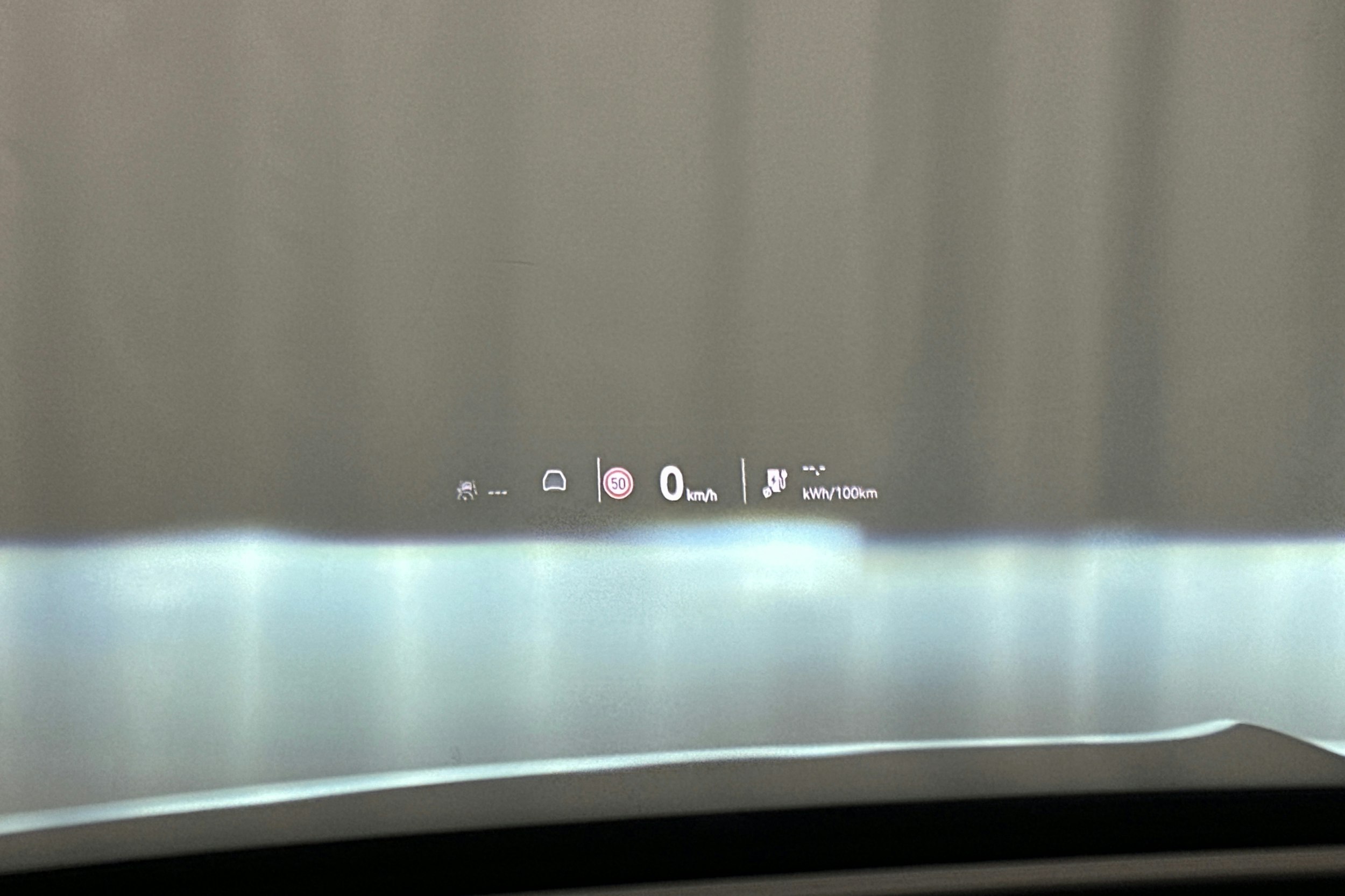 harmaa Skoda Enyaq 2024 kuva 26.