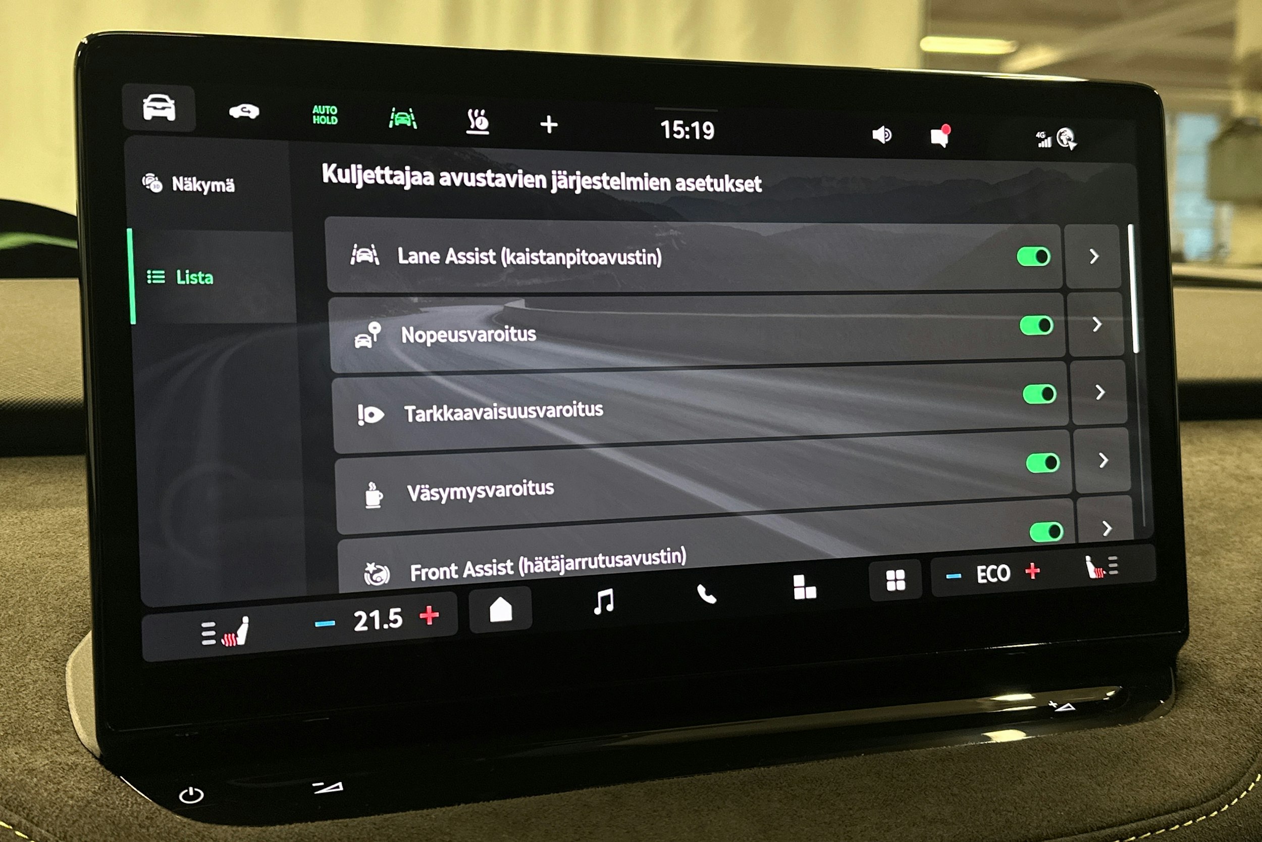 harmaa Skoda Enyaq 2024 kuva 29.