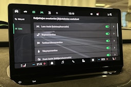 harmaa Skoda Enyaq 2024 kuva 29.