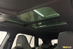 harmaa Skoda Enyaq 2024 kuva 39.