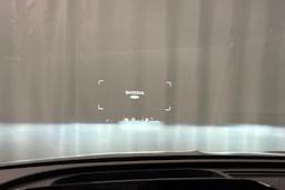 harmaa Skoda Enyaq 2024 kuva 15.