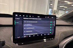 harmaa Skoda Enyaq 2024 kuva 25.