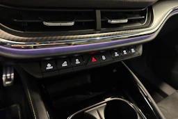 harmaa Skoda Enyaq 2024 kuva 28.