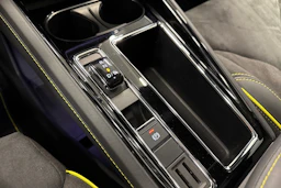 harmaa Skoda Enyaq 2024 kuva 29.