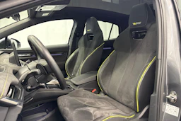 harmaa Skoda Enyaq 2024 kuva 31.