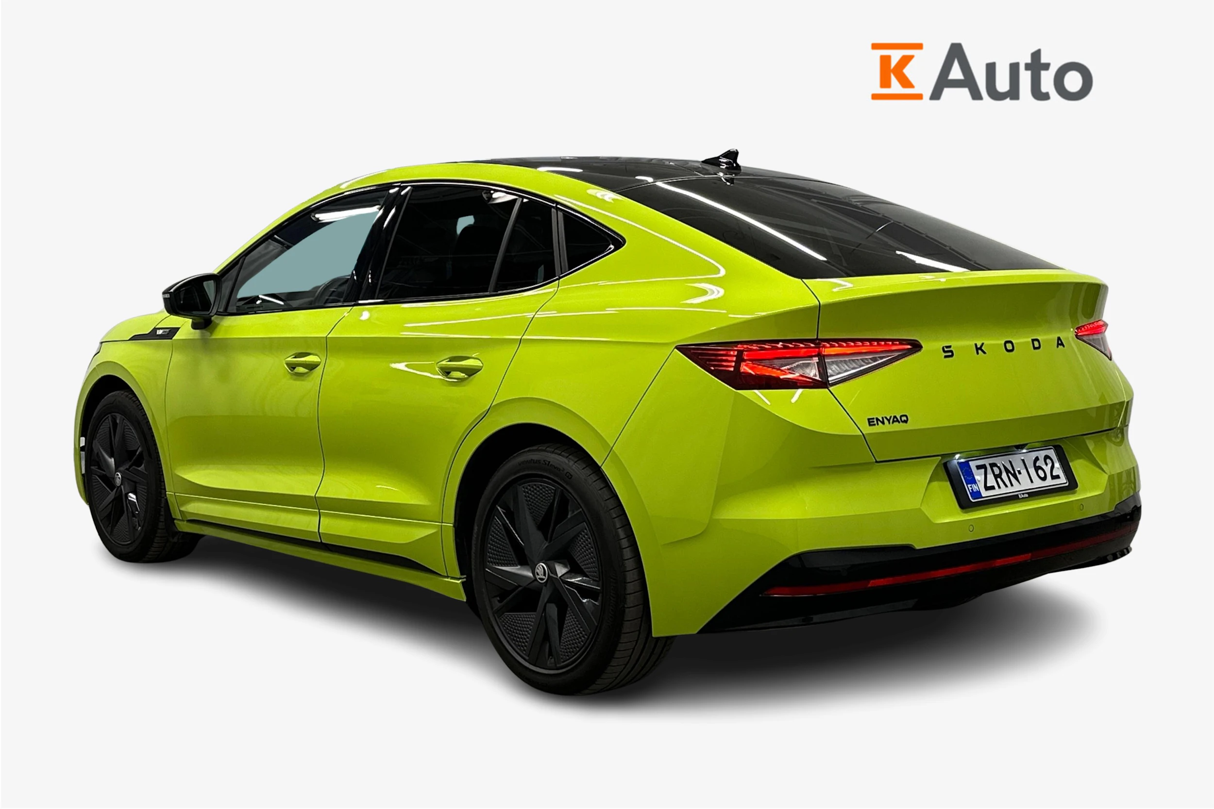 vihreä Skoda Enyaq 2024 kuva 3.