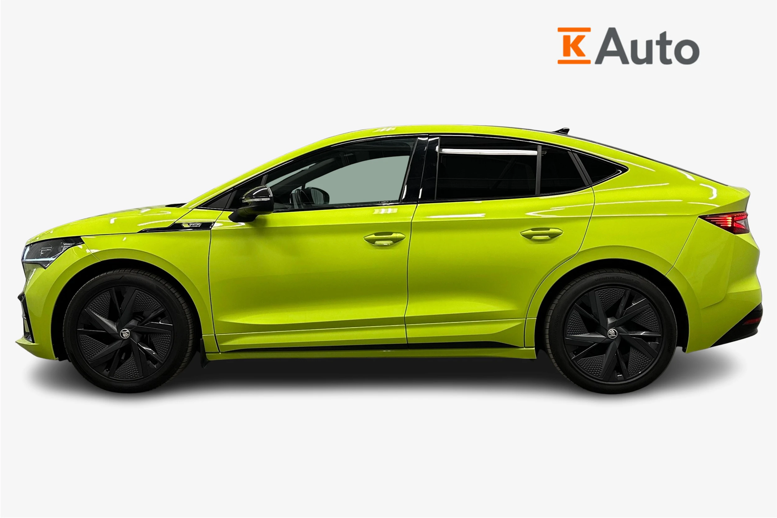 vihreä Skoda Enyaq 2024 kuva 7.