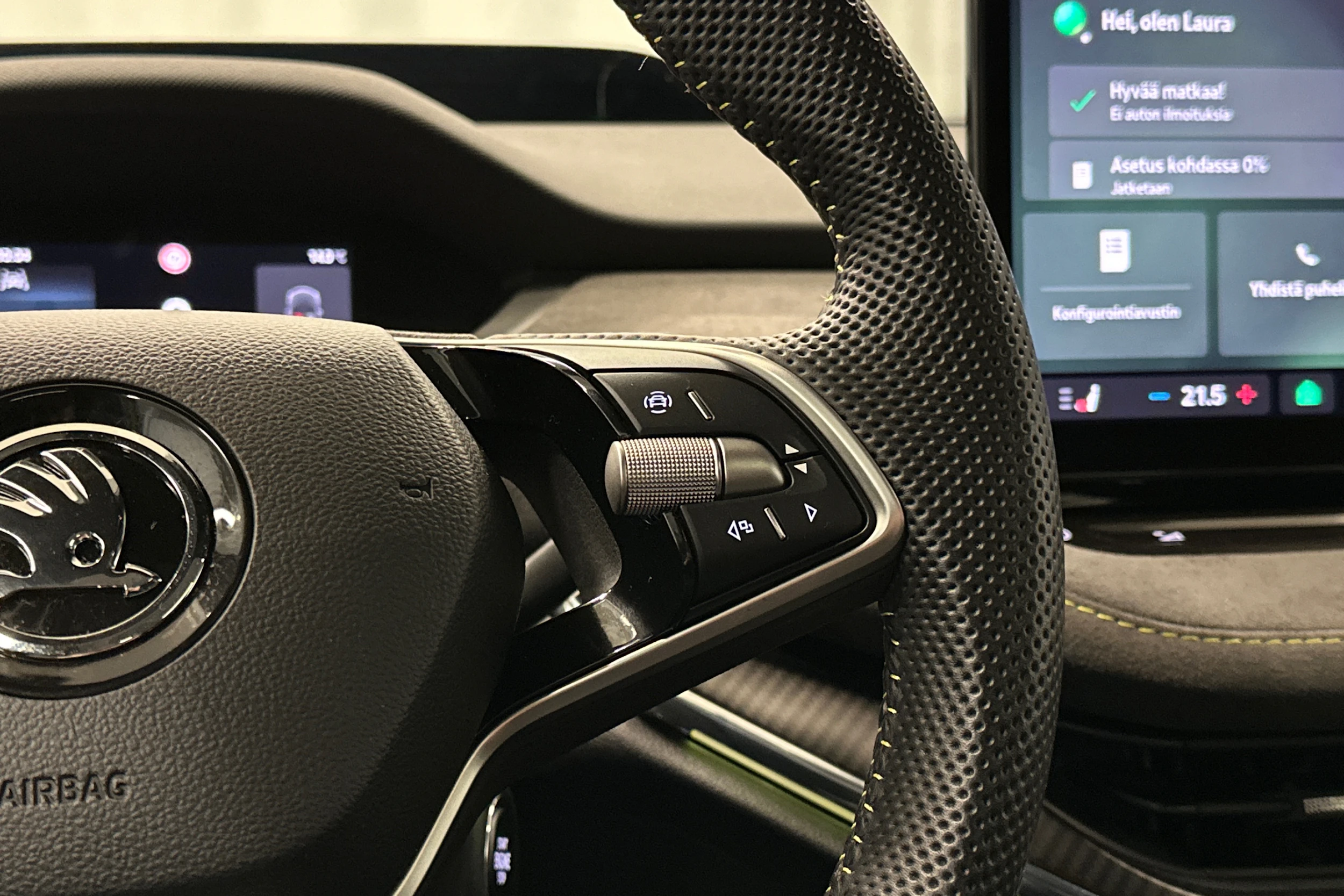 vihreä Skoda Enyaq 2024 kuva 23.
