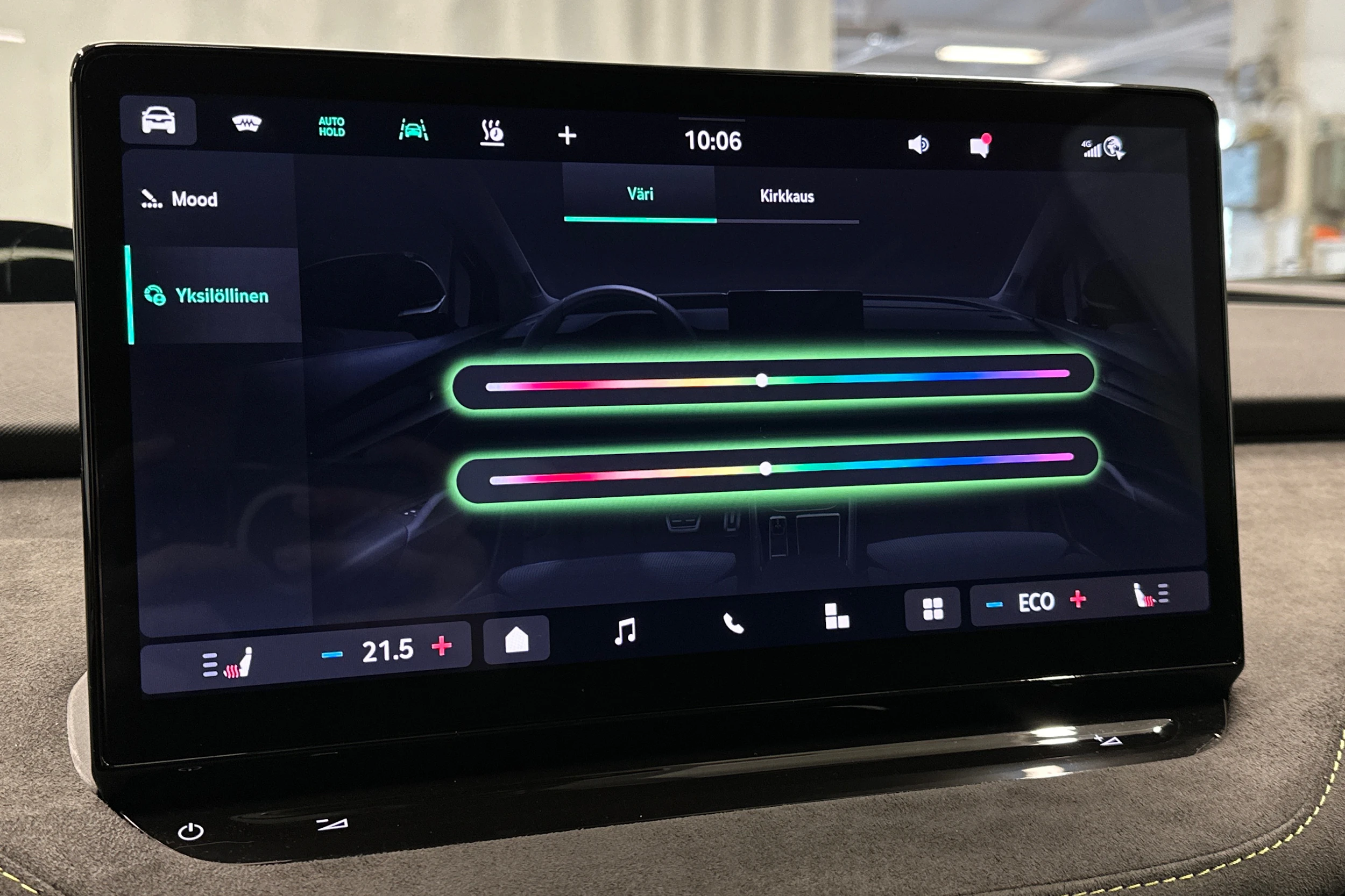 vihreä Skoda Enyaq 2024 kuva 32.