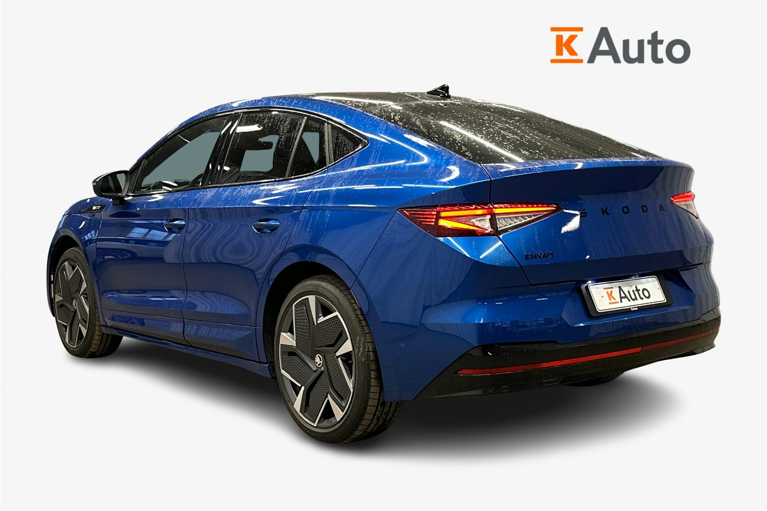 sininen Skoda Enyaq 2025 kuva 2.