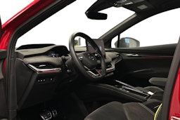 punainen Skoda Enyaq 2025 kuva 3.