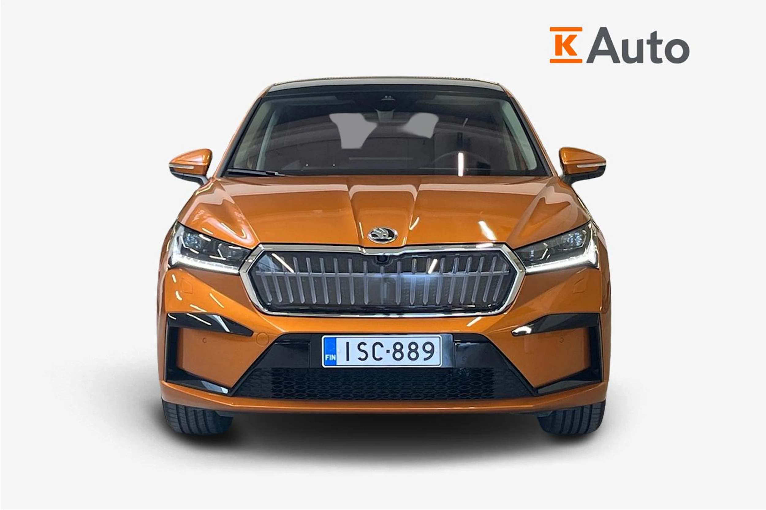oranssi Skoda Enyaq 2025 kuva 4.