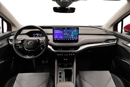 punainen Skoda Enyaq 2025 kuva 10.