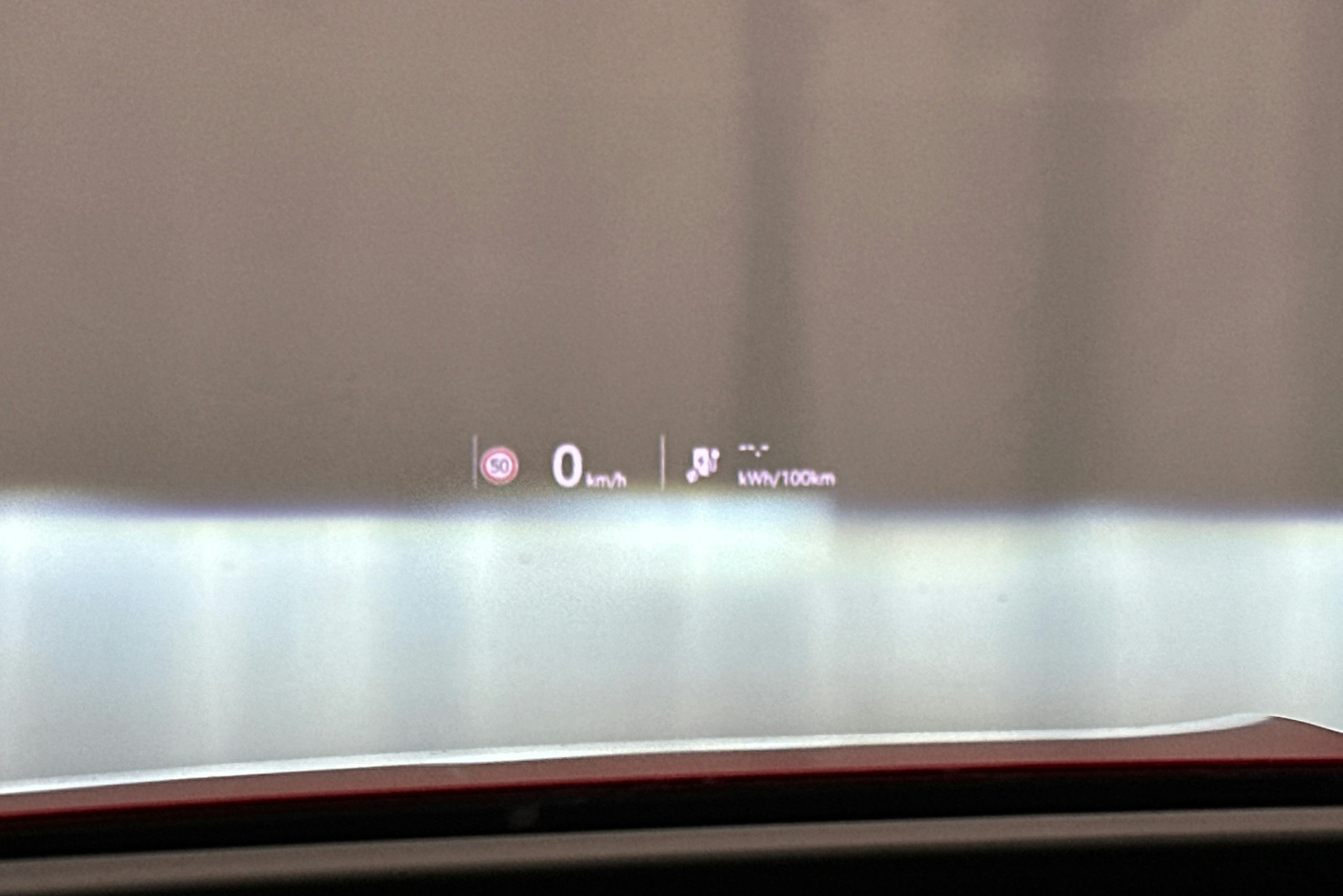 punainen Skoda Enyaq 2025 kuva 25.