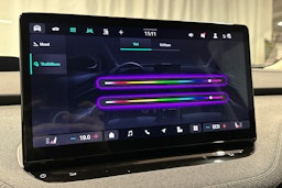 punainen Skoda Enyaq 2025 kuva 31.