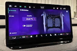 punainen Skoda Enyaq 2025 kuva 32.