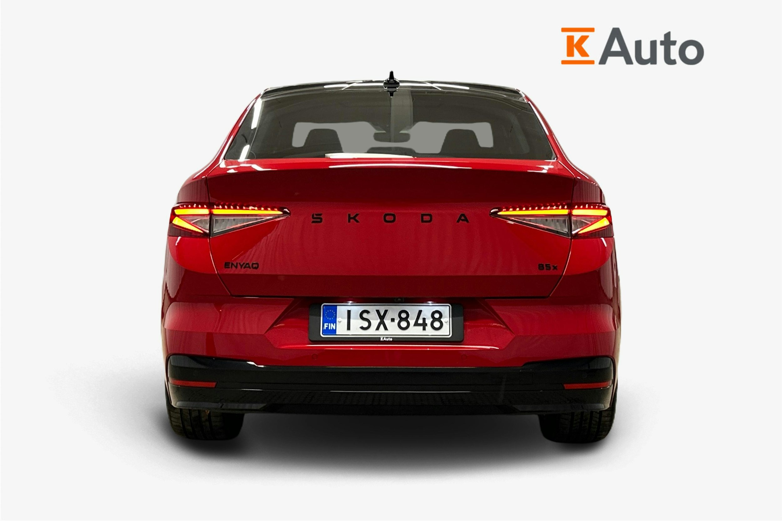 punainen Skoda Enyaq 2025 kuva 3.