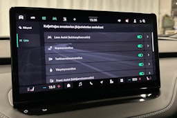 punainen Skoda Enyaq 2025 kuva 27.