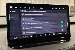 punainen Skoda Enyaq 2025 kuva 28.