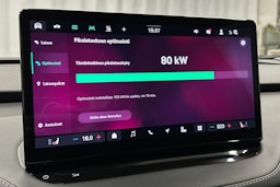 punainen Skoda Enyaq 2025 kuva 29.