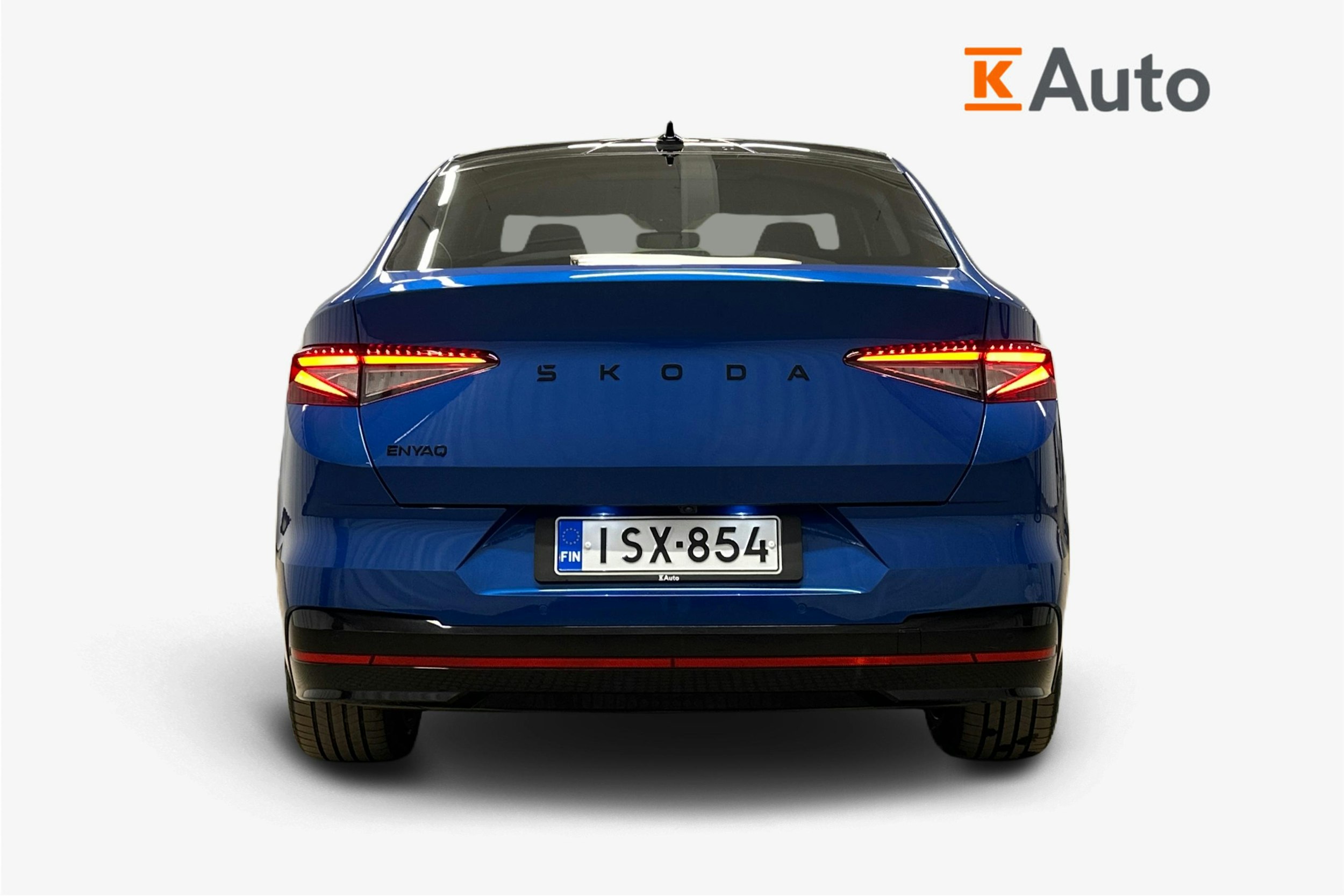 sininen Skoda Enyaq 2025 kuva 3.