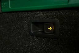 sininen Skoda Enyaq 2025 kuva 16.