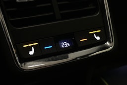 sininen Skoda Enyaq 2025 kuva 17.