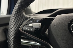 sininen Skoda Enyaq 2025 kuva 22.