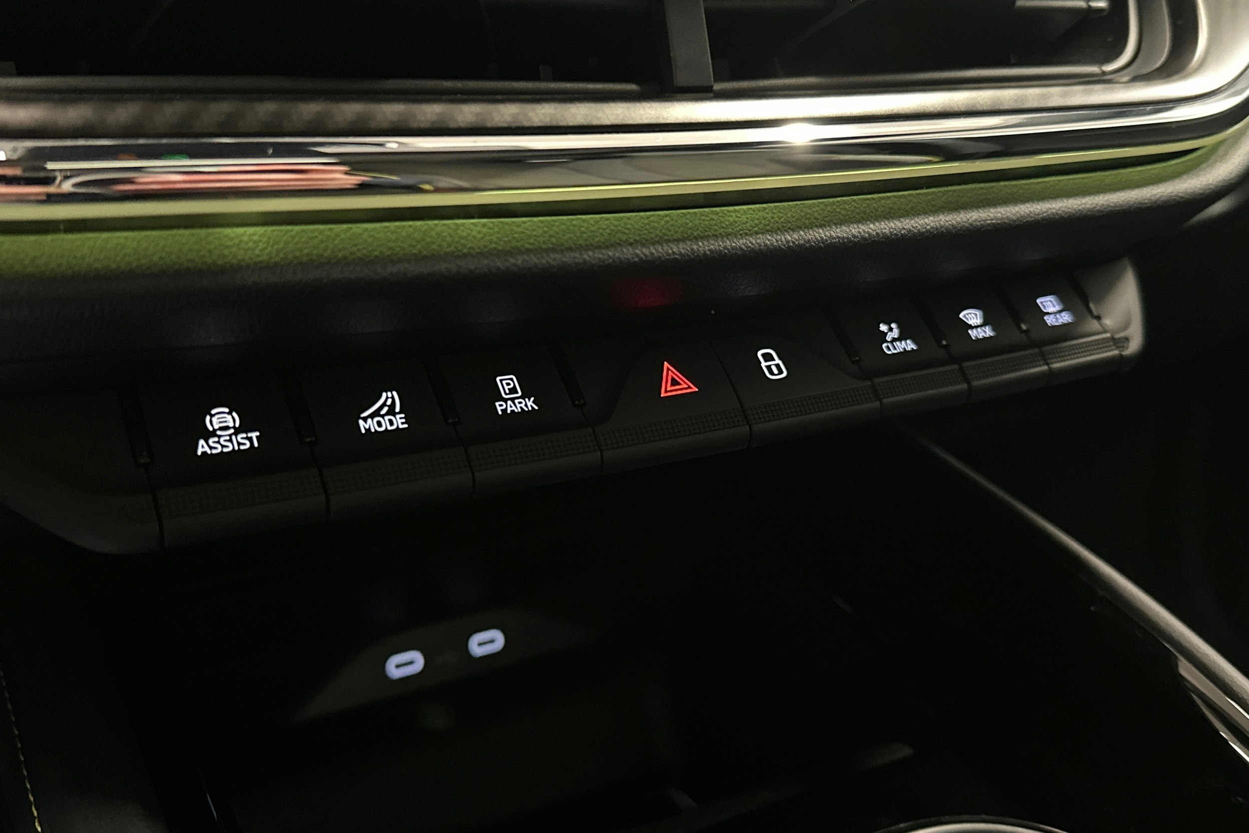 sininen Skoda Enyaq 2025 kuva 34.