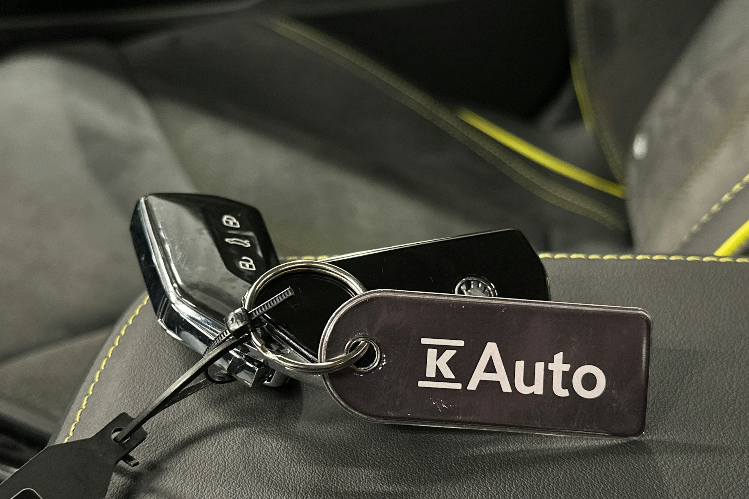 sininen Skoda Enyaq 2025 kuva 36.