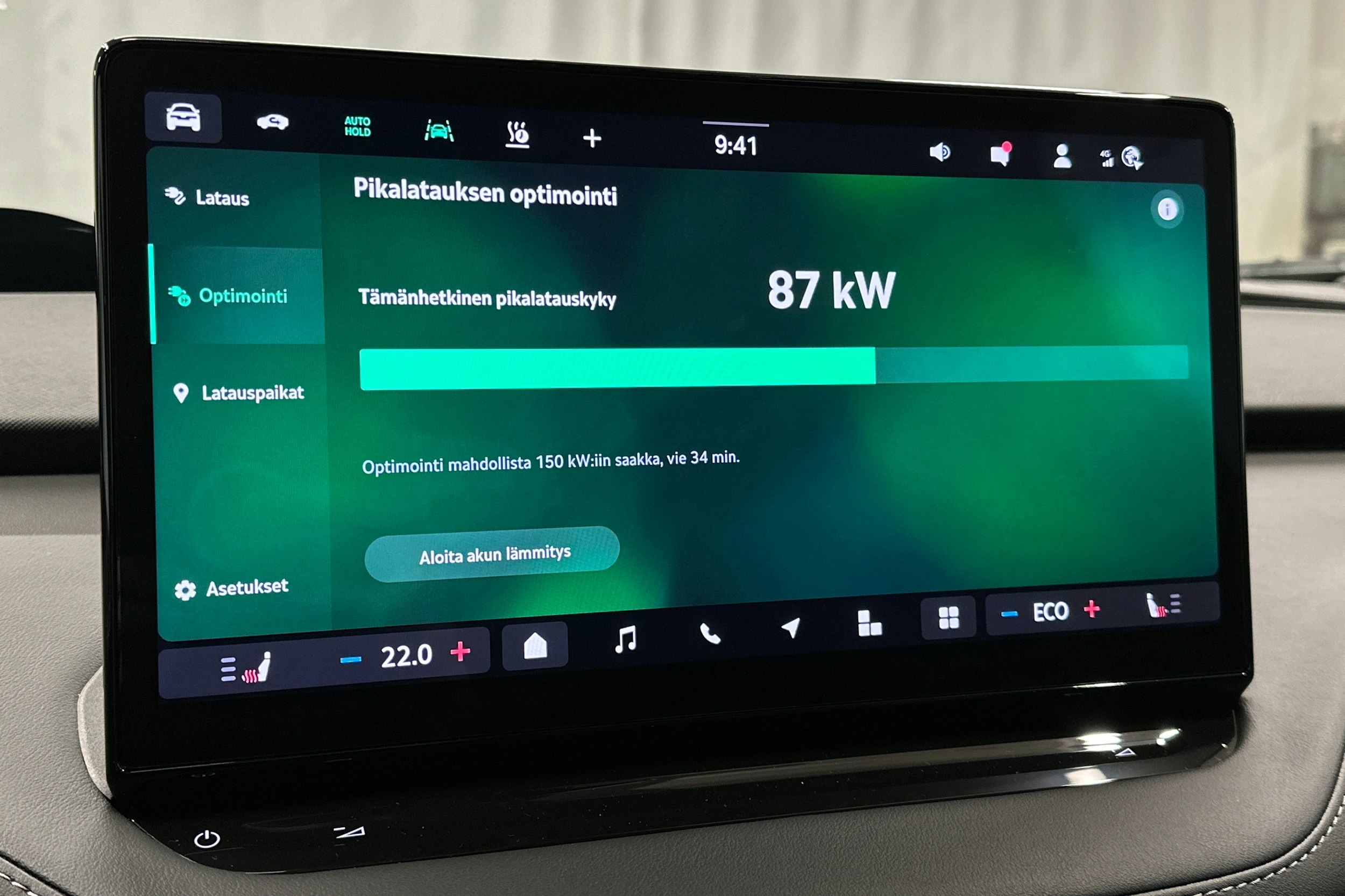 oranssi Skoda Enyaq 2025 kuva 29.