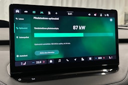 oranssi Skoda Enyaq 2025 kuva 29.