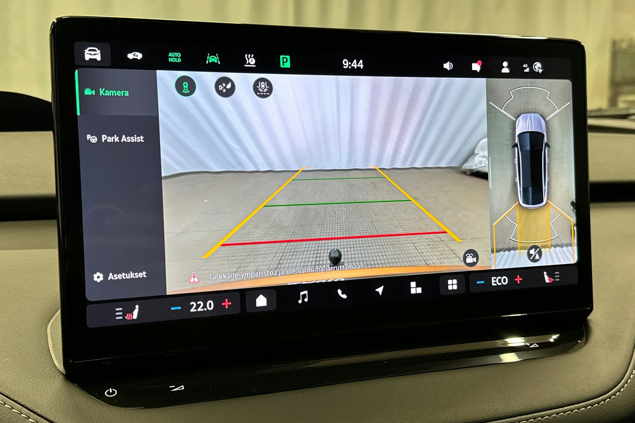 oranssi Skoda Enyaq 2025 kuva 35.