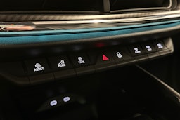 oranssi Skoda Enyaq 2025 kuva 36.