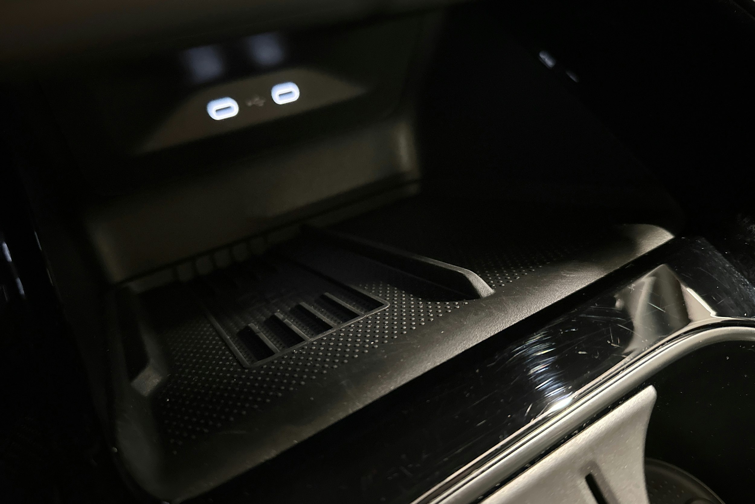 oranssi Skoda Enyaq 2025 kuva 37.