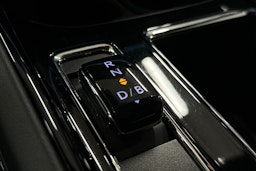 oranssi Skoda Enyaq 2025 kuva 38.