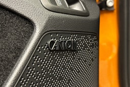 oranssi Skoda Enyaq 2025 kuva 39.