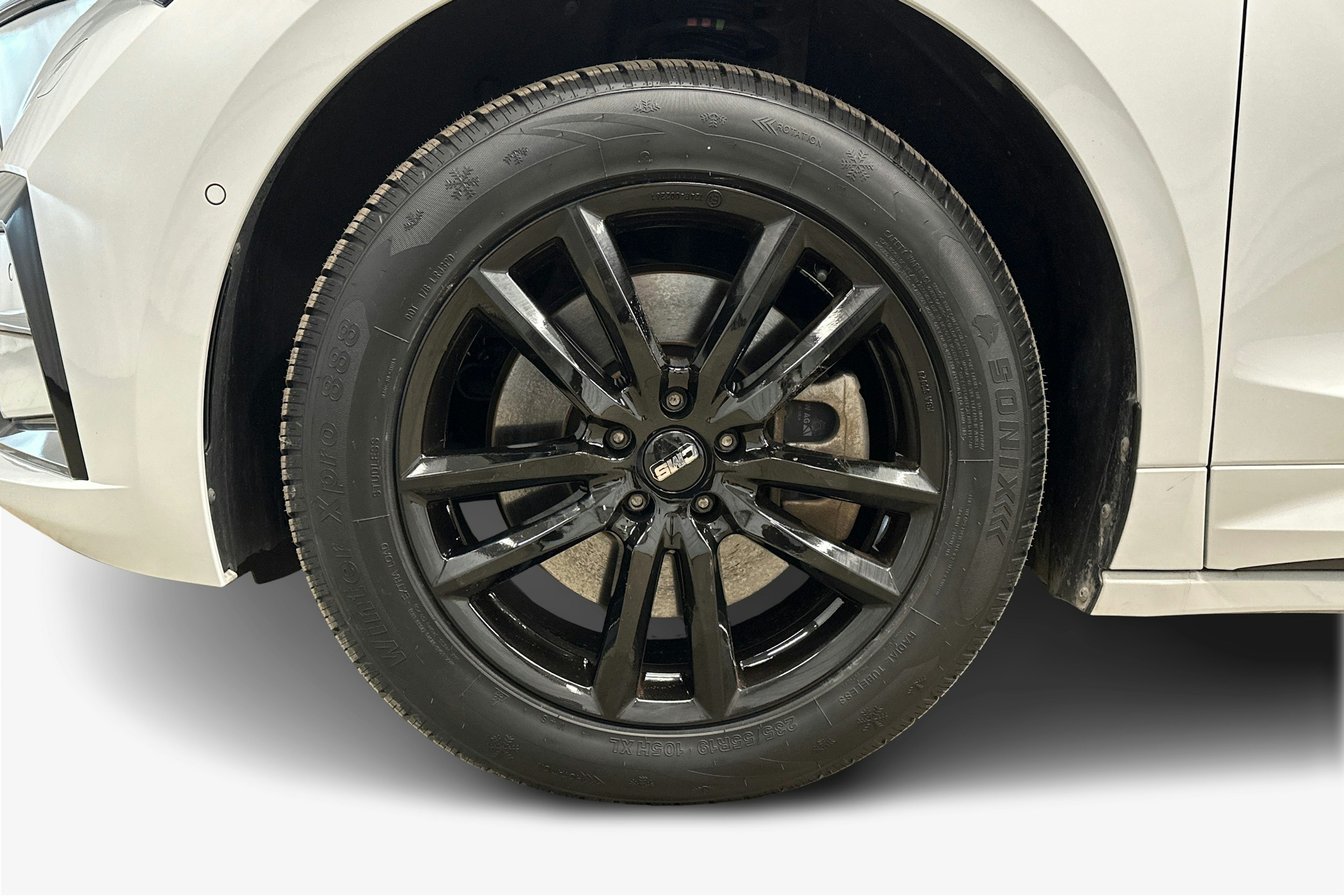 valkoinen Skoda Enyaq 2025 kuva 11.