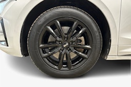 valkoinen Skoda Enyaq 2025 kuva 11.