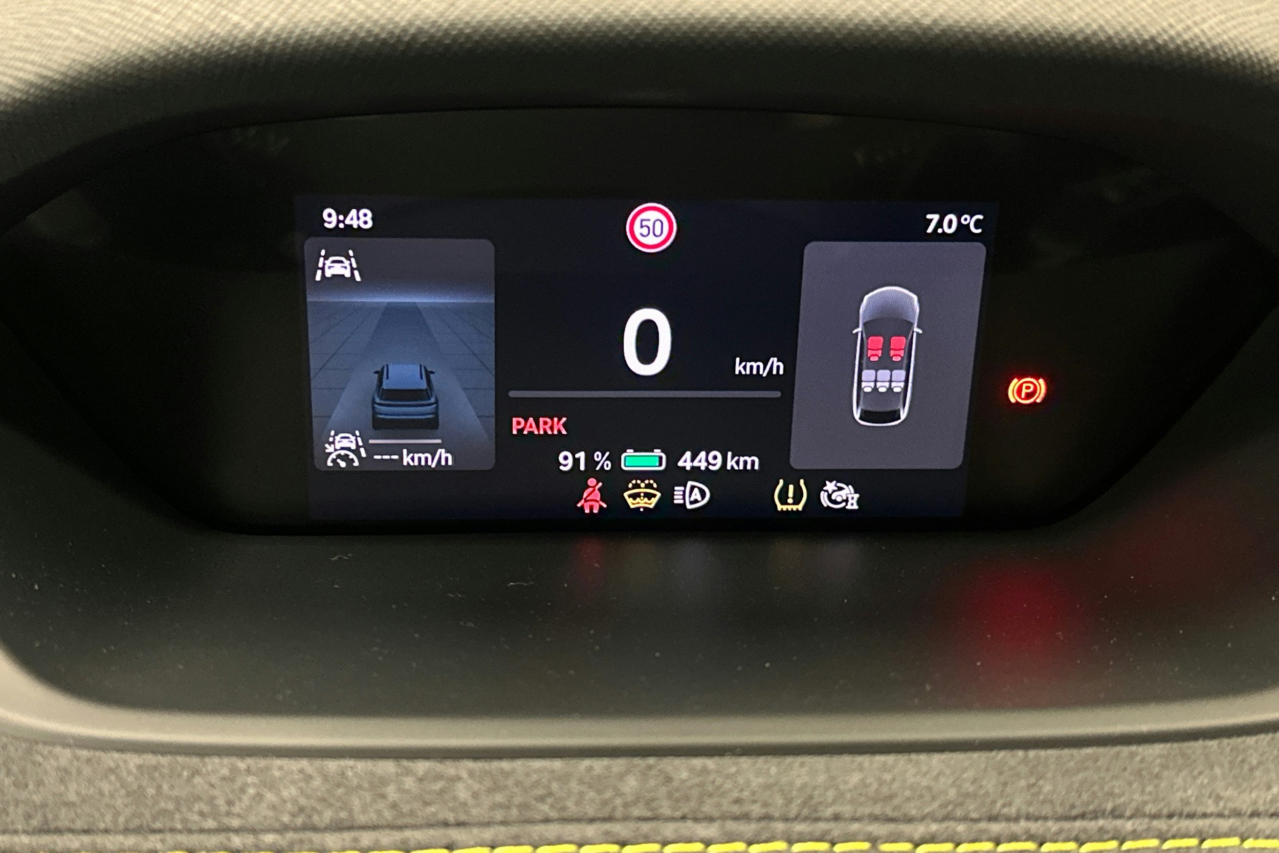 valkoinen Skoda Enyaq 2025 kuva 22.